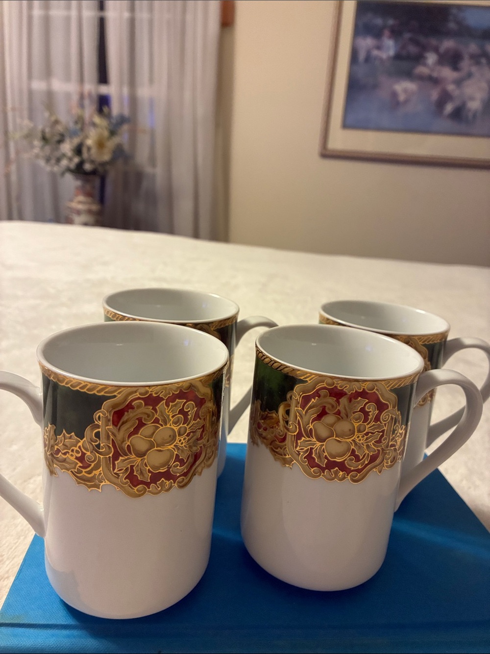 Vintage American Atelier Noel Mugs Set of 4 - Christmas Holiday Coffee Cups Patt